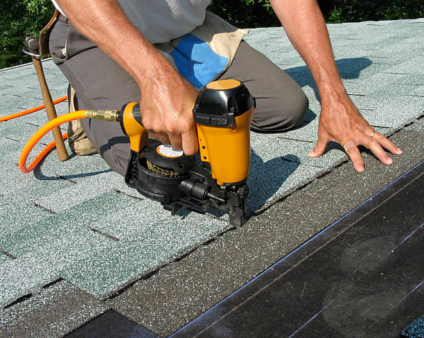 Best Shingle Roofing Installation  in Quincy, IL